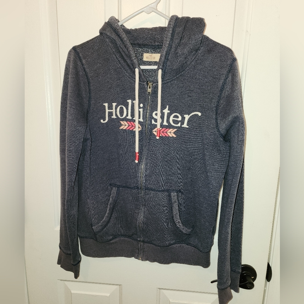 Hollister women's full- zip hoodie *K-799.2